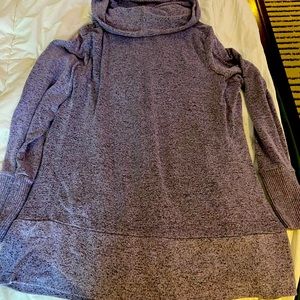 Reitmans Hyba scoop neck relaxed fit shirt